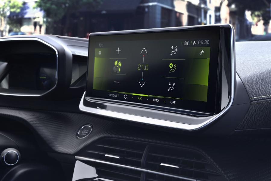 Детали интерьера Peugeot 208 GT-Line 2019 года  (WW) (фото 35 из 56)